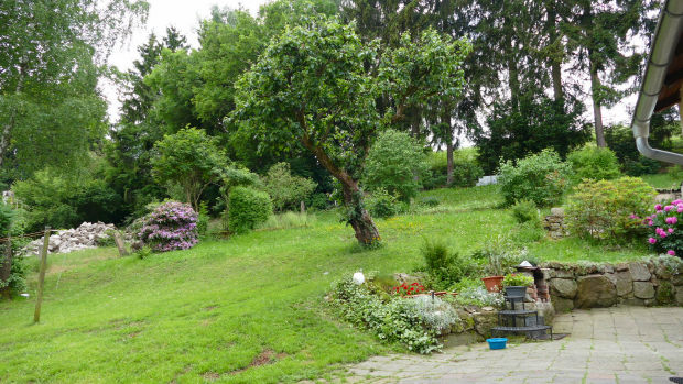 Eingangstor zum Grundst�ck des Einfamilienhauses