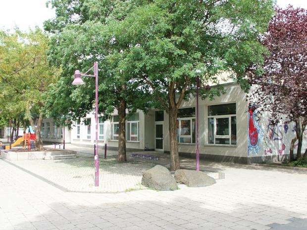 Wohnhaus mit Ferienwohnungen Apartments am Lago Maggiore in Brissago