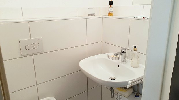 Toilette vom Wimpernstudio in Erfurt