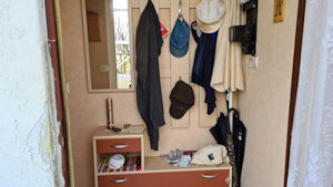 Schiebefenster am Balkon der Wohnung